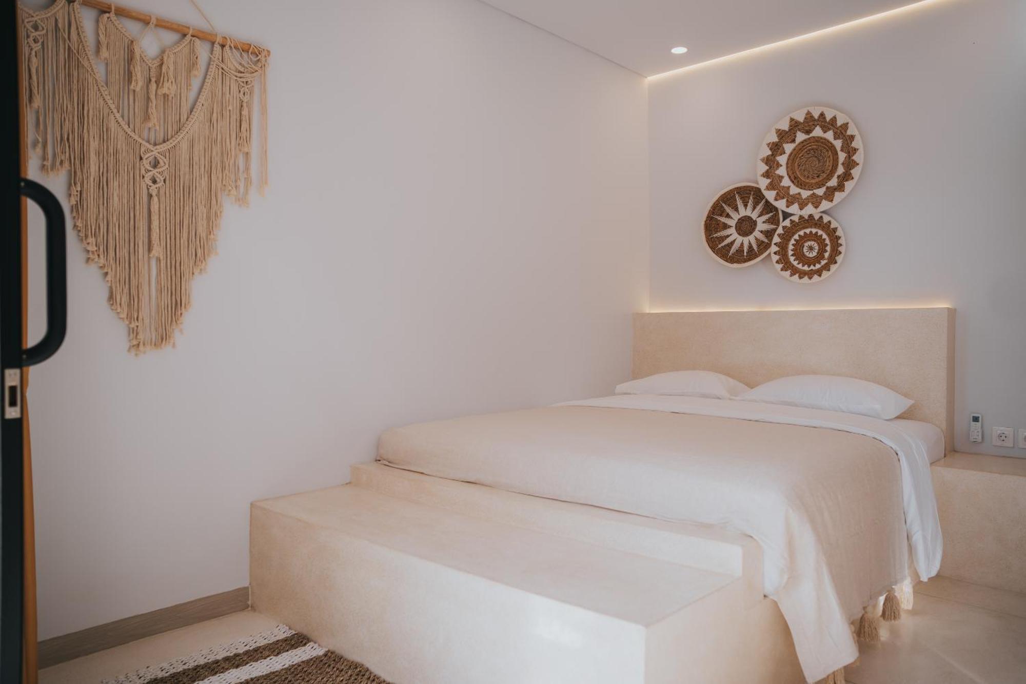 Brandon Villa Lovina With Private Pool Ngoại thất bức ảnh